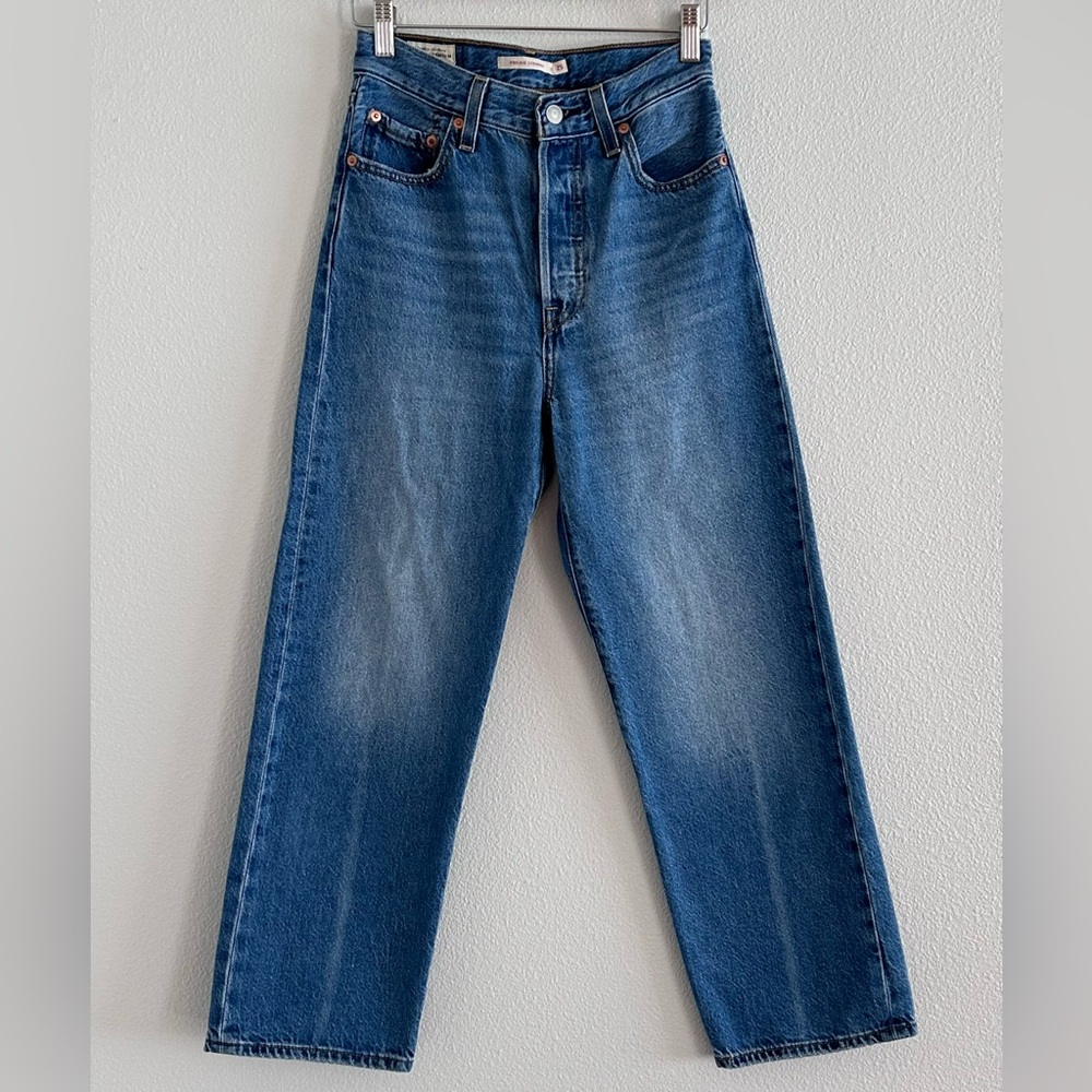 Levi's Premium | Ribcage Ankle Straight Jeans | Medium Classic Wash | Size 25